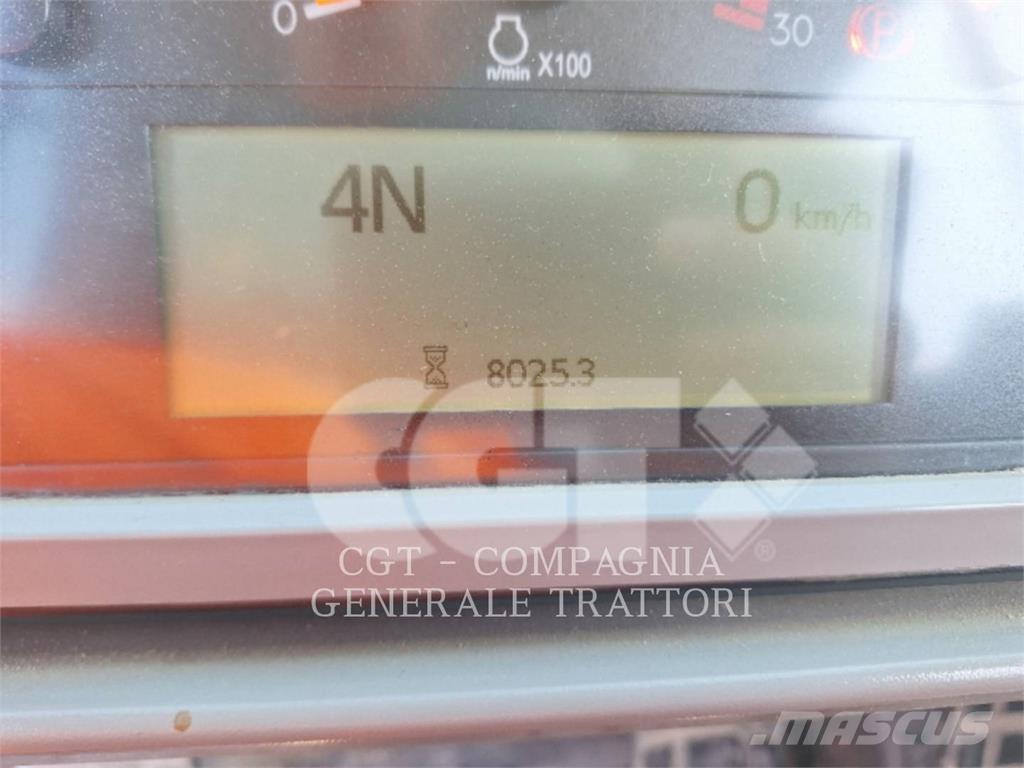 CAT 988K Kolesové nakladače