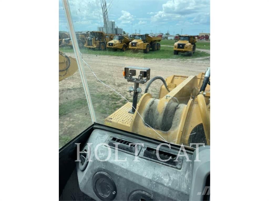 CAT 988K XE Kolesové nakladače