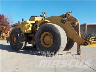 CAT 990 Kolesové nakladače