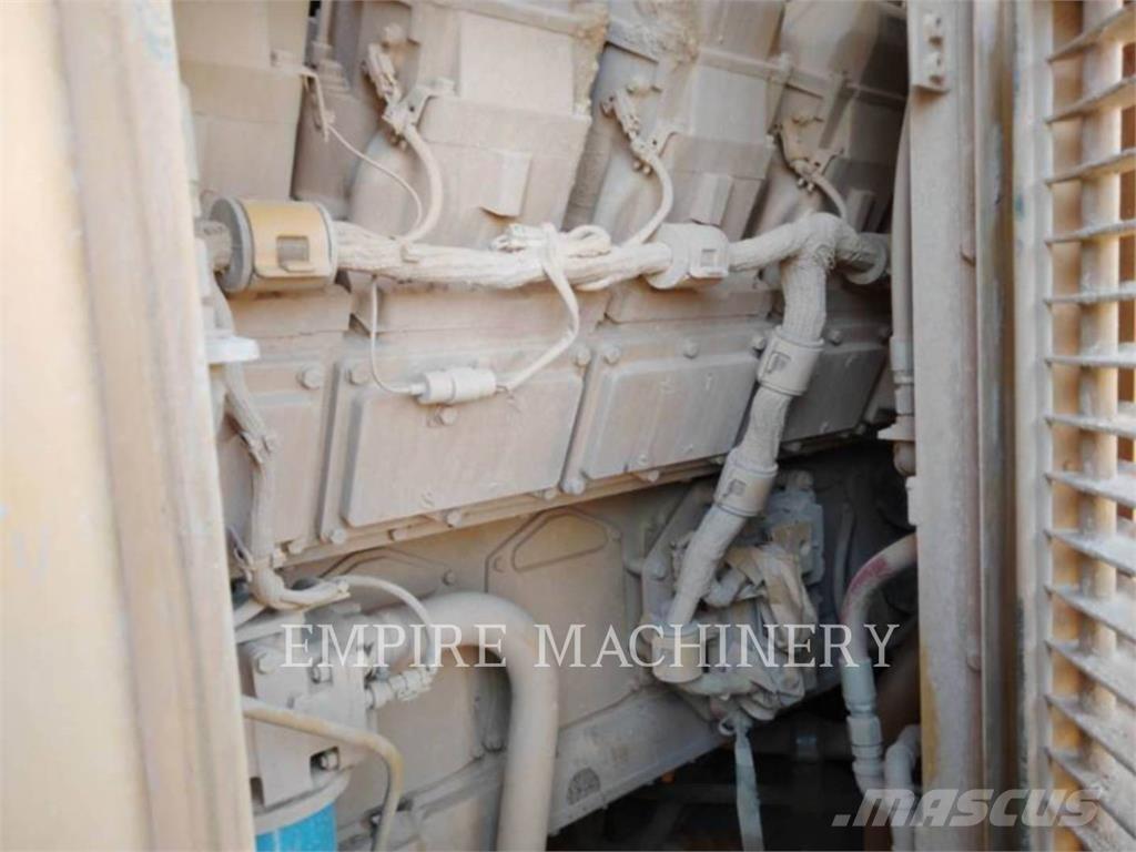 CAT 994H Kolesové nakladače