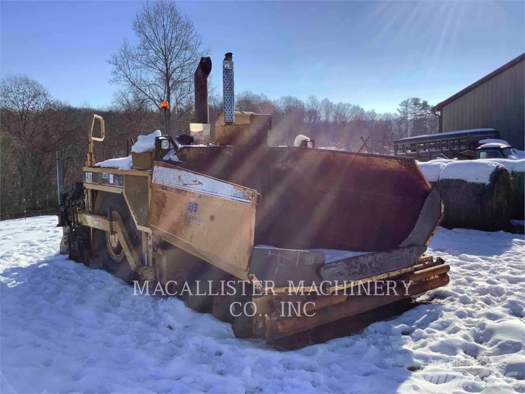 CAT AP1000B Finišéry