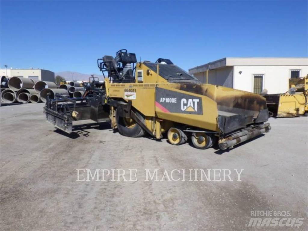 CAT AP1000E Finišéry