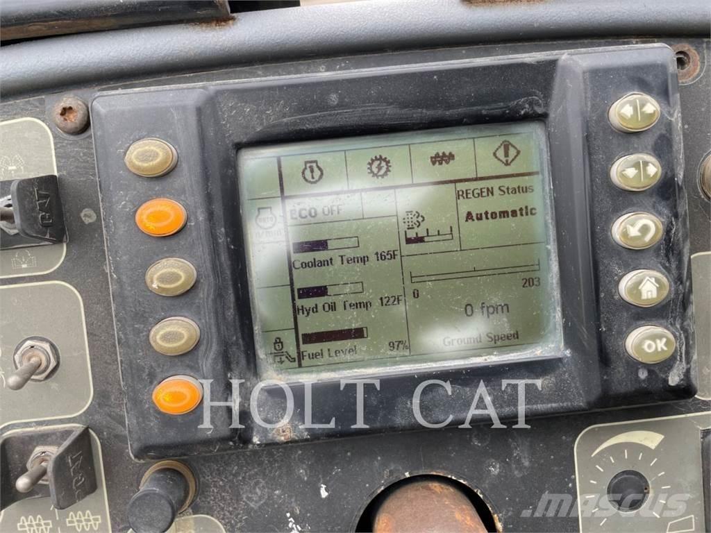 CAT AP1000E Kolesové nakladače