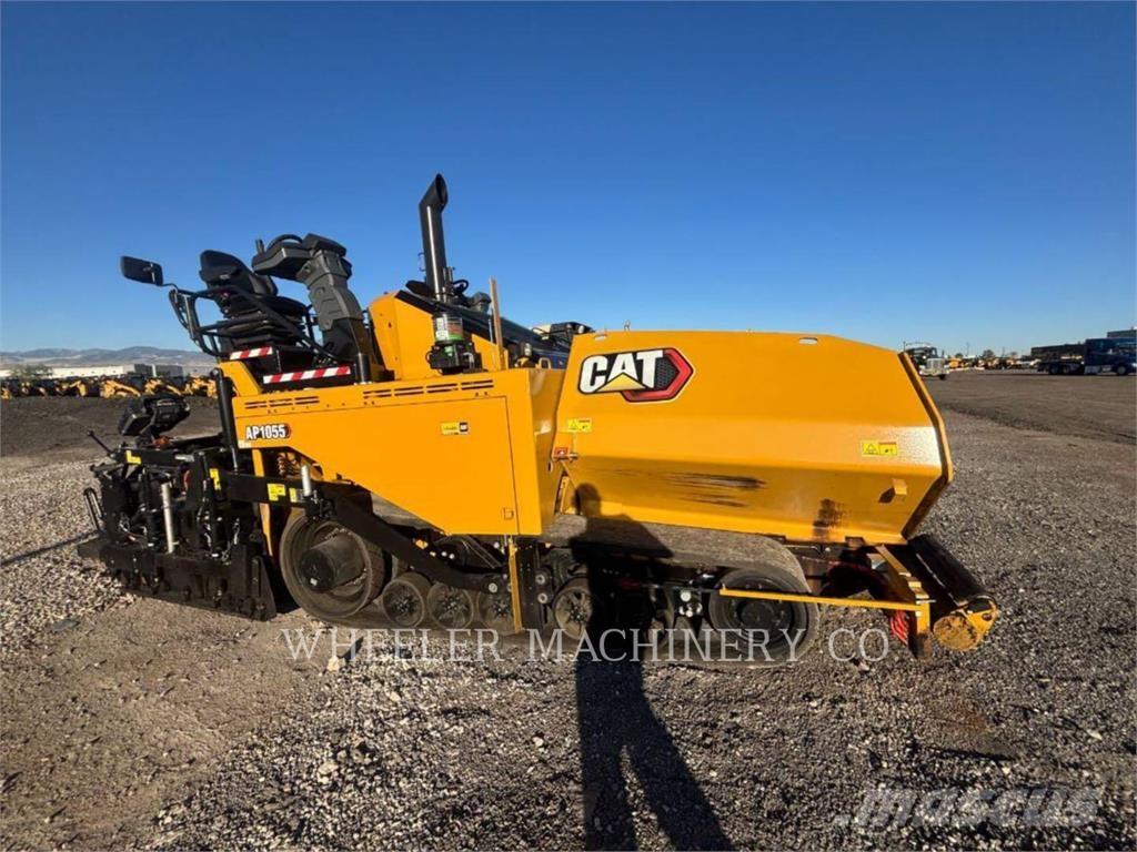 CAT AP1055 Finišéry