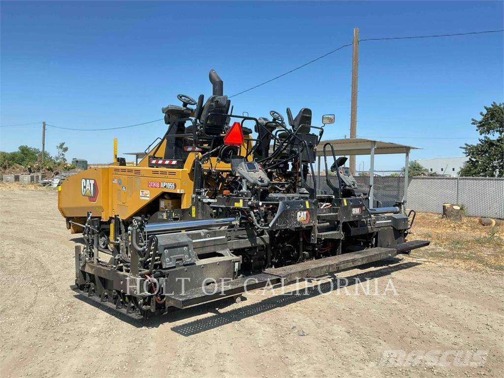 CAT AP1055 Finišéry