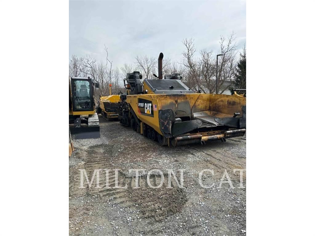 CAT AP1055F Finišéry