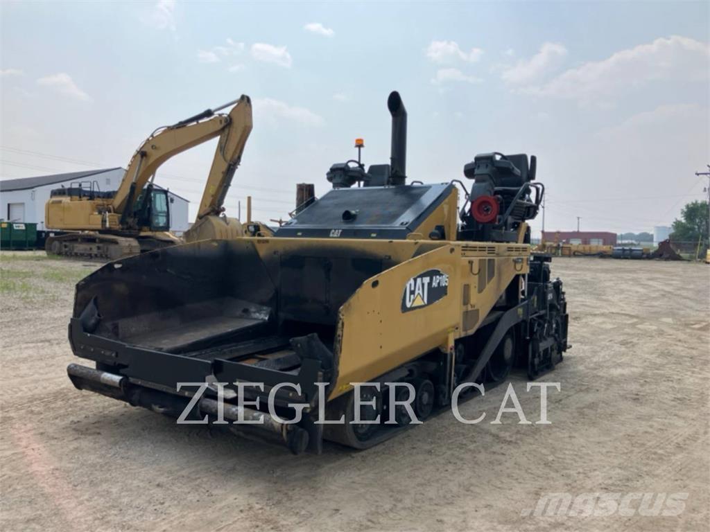 CAT AP1055F Finišéry