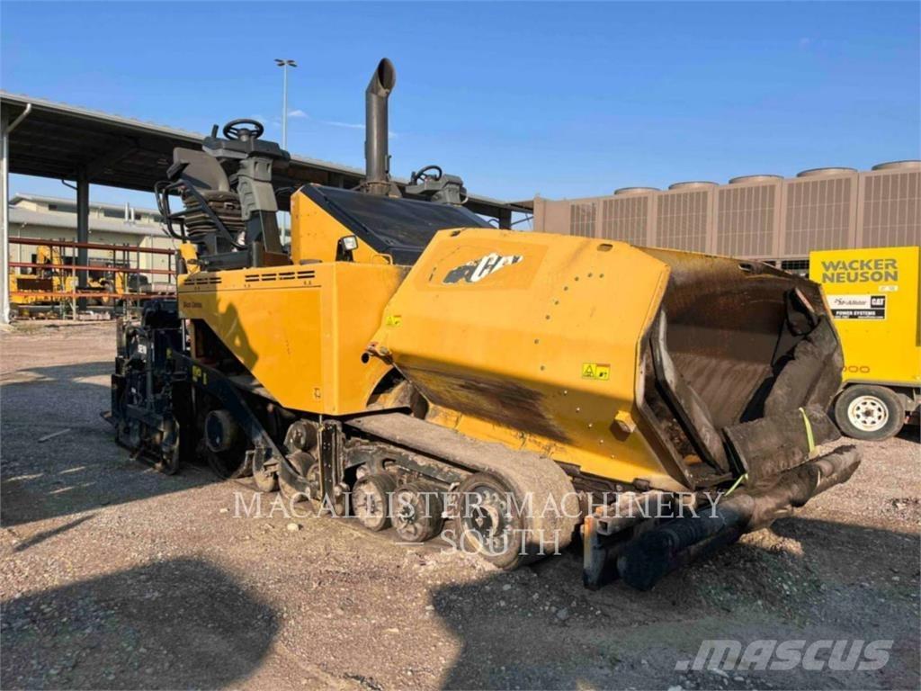 CAT AP1055F Finišéry