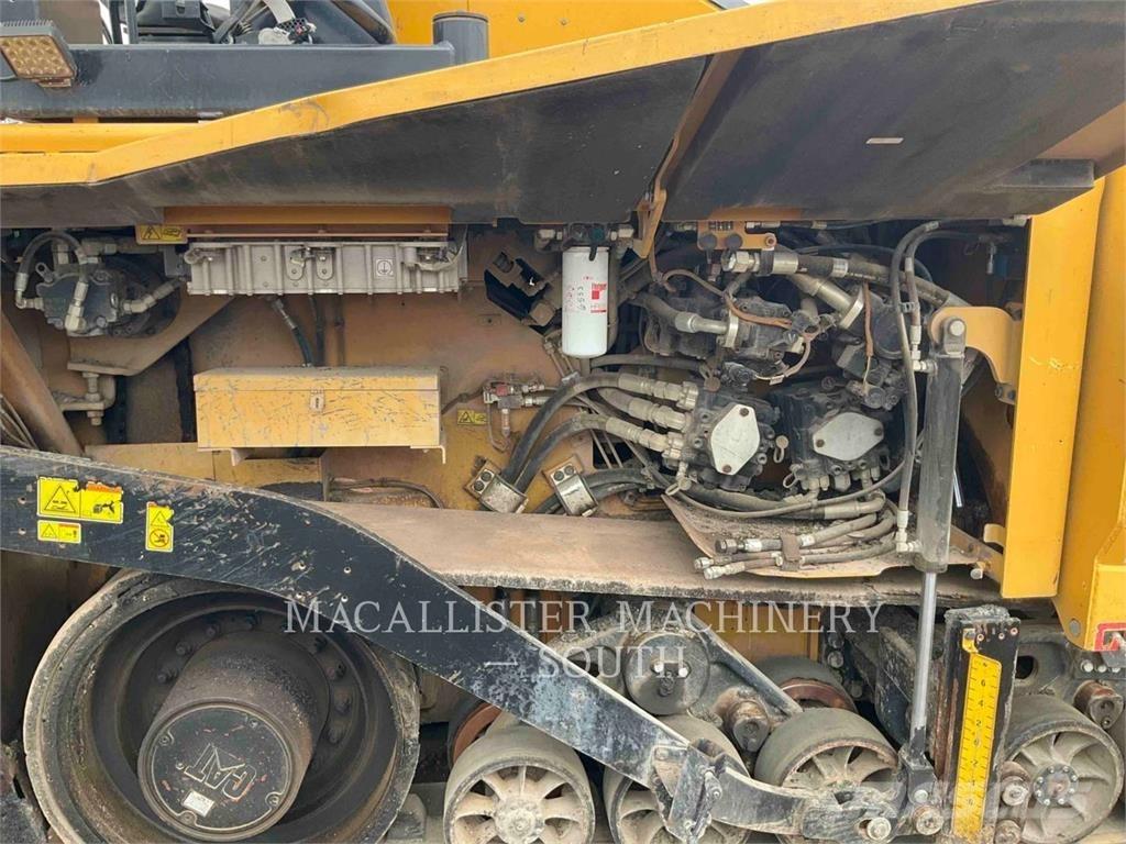 CAT AP1055F Finišéry