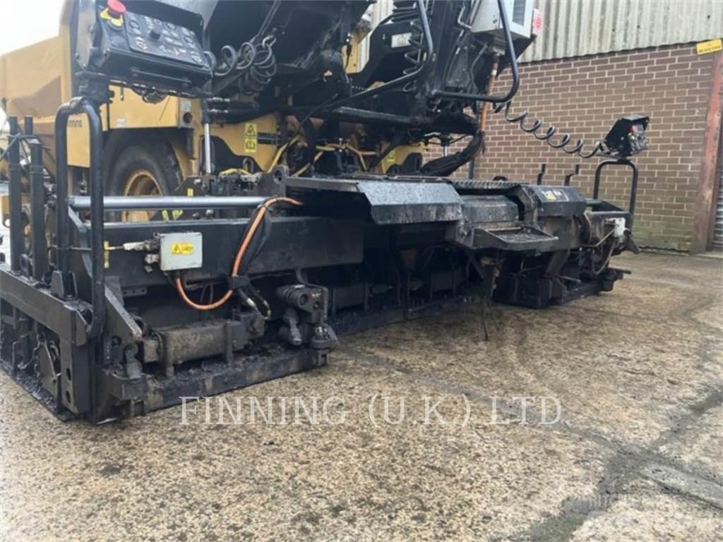 CAT AP300F Finišéry