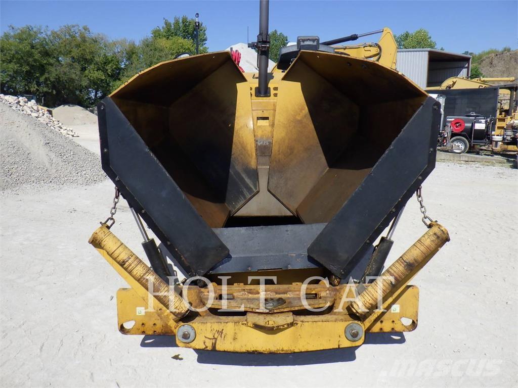 CAT AP355F Finišéry