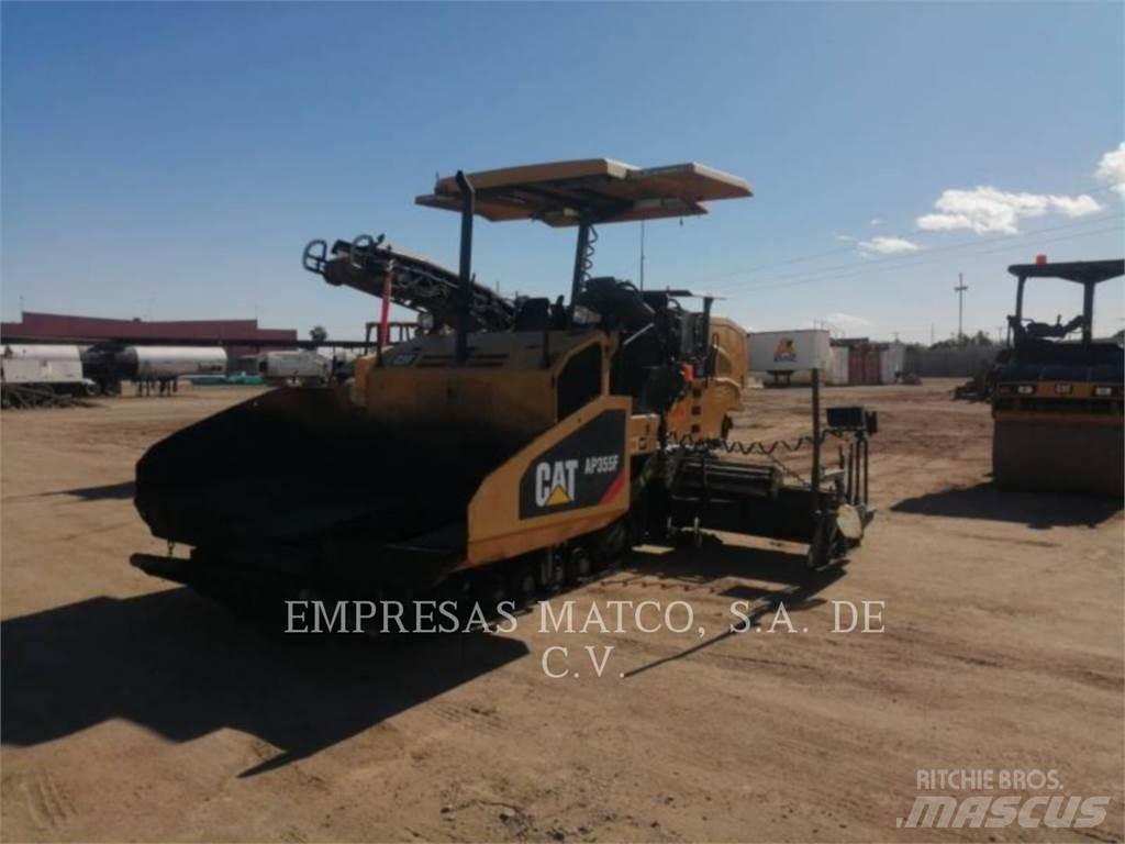 CAT AP355FLRC Finišéry