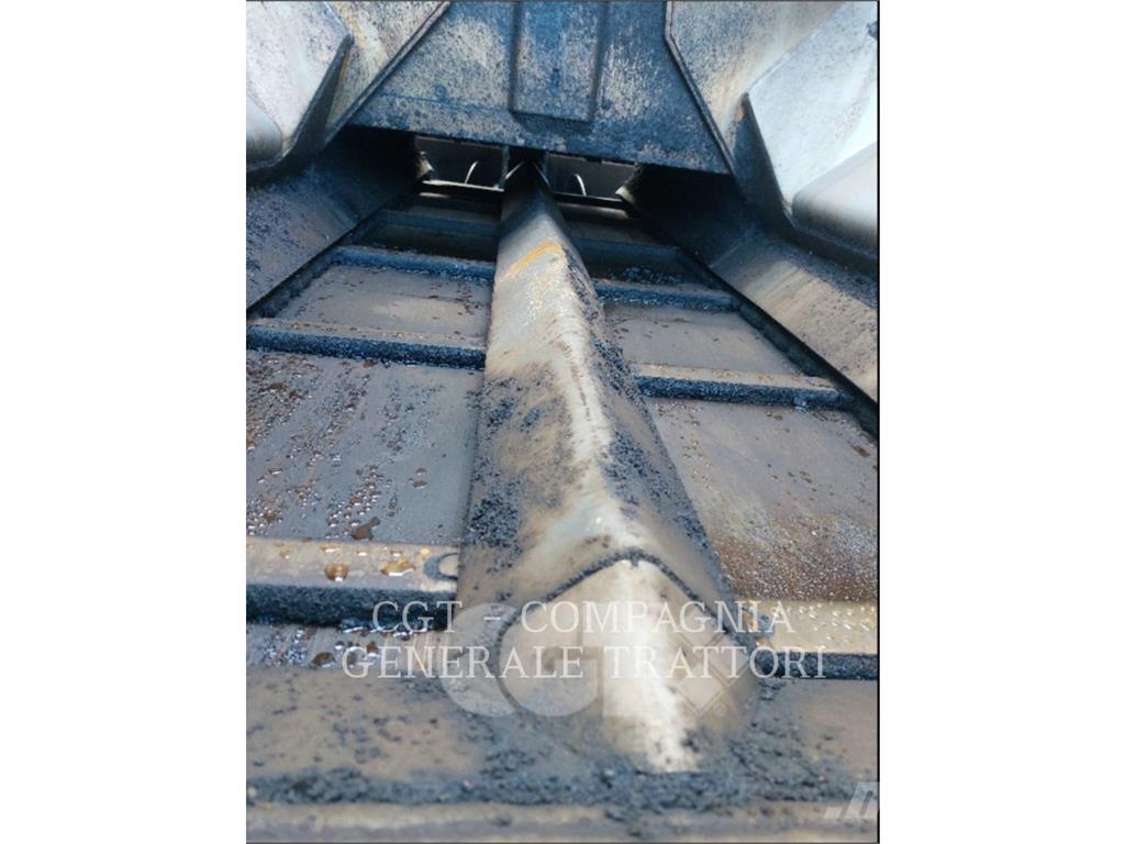 CAT AP500F Finišéry