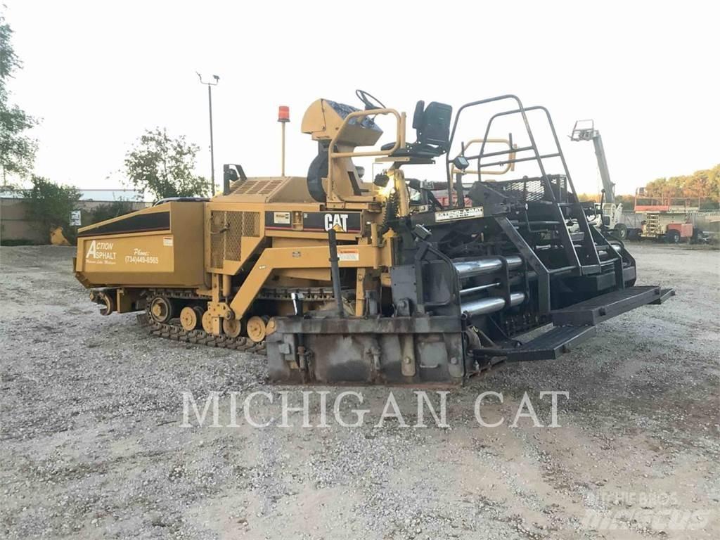 CAT AP650B Finišéry