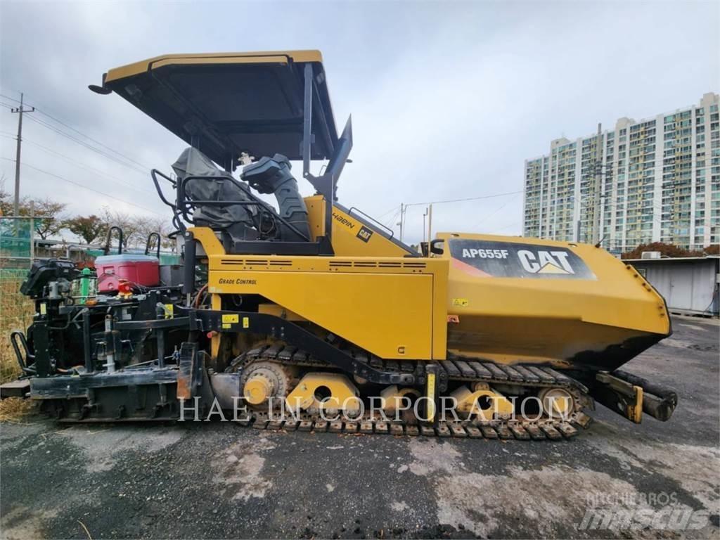 CAT AP655F Finišéry