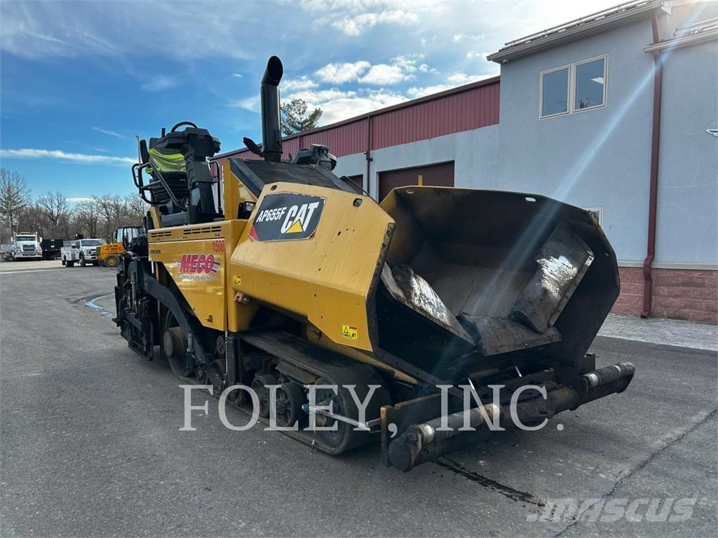 CAT AP655F Finišéry