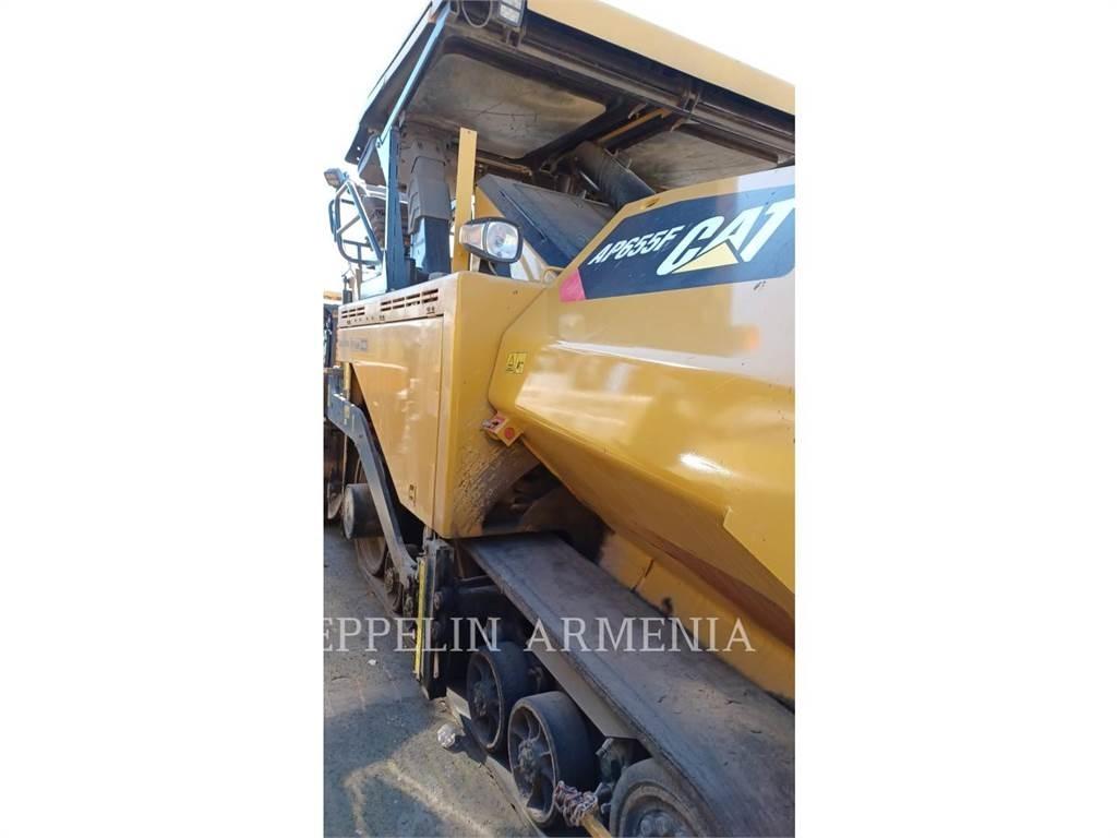 CAT AP655FLRC Finišéry