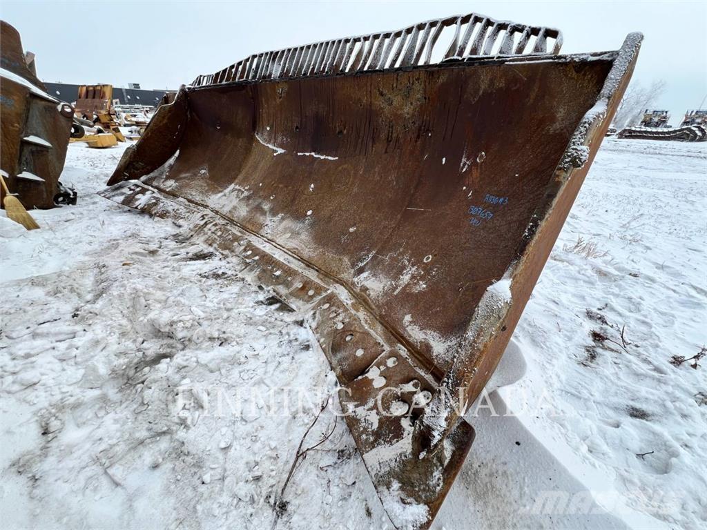 CAT ATTACHMENTS D10T Radlice