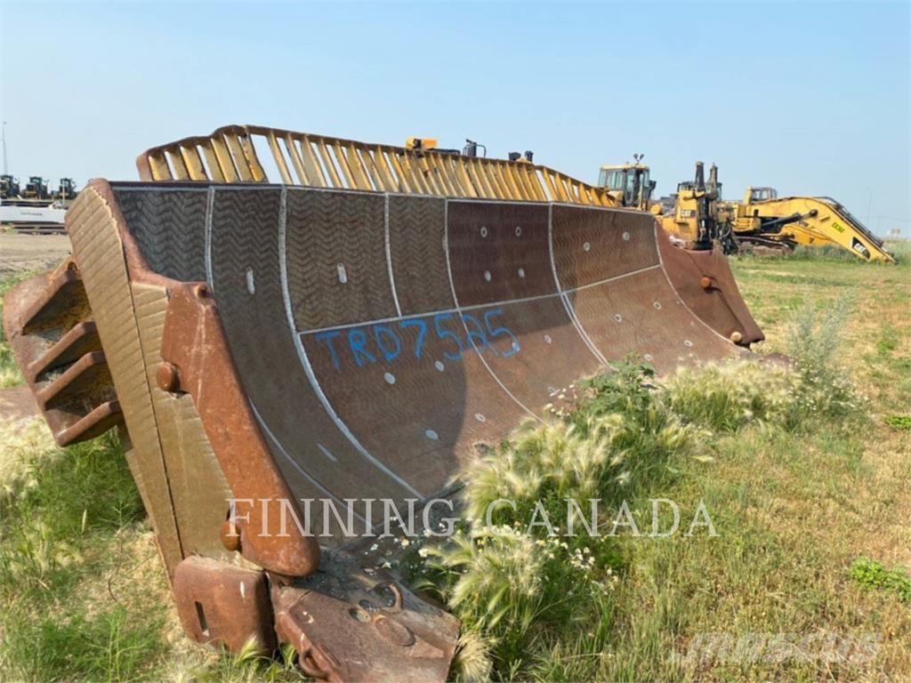 CAT ATTACHMENTS D10T Radlice