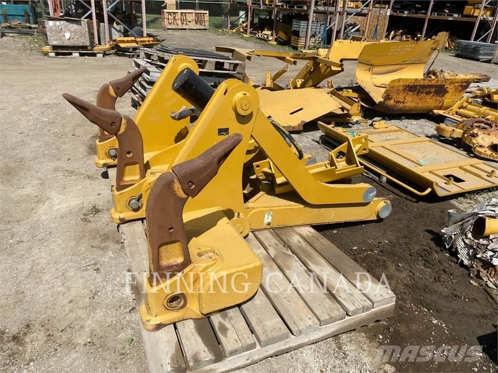 CAT ATTACHMENTS D6T Rozrývače