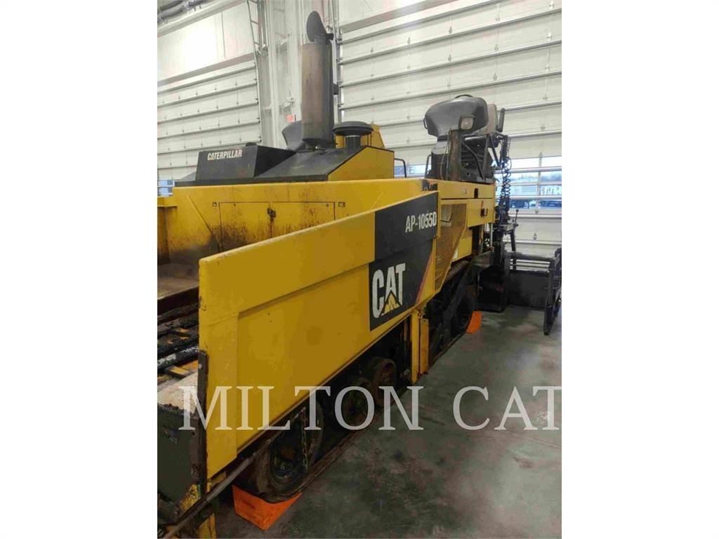 CAT BG-2455D Finišéry