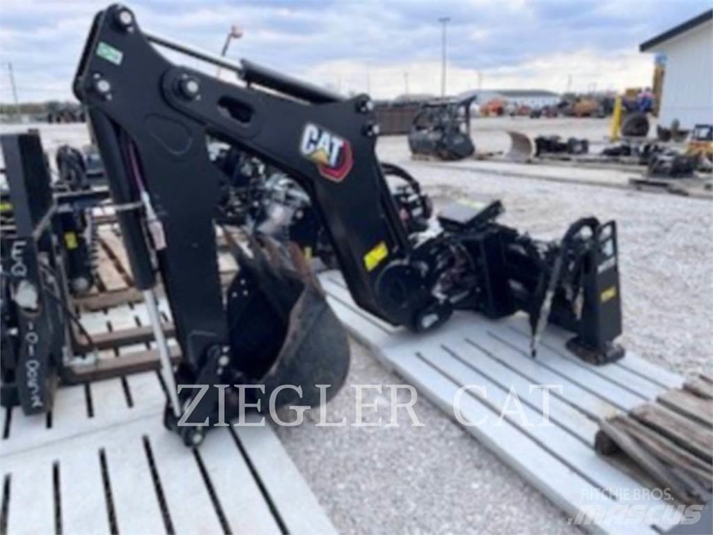 CAT BH130 Hĺbkové lopaty