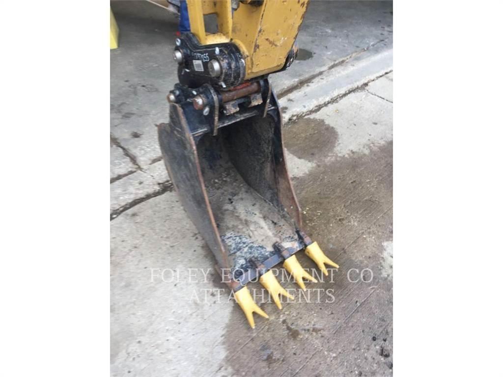 CAT BK305P18 Pásové rýpadlá