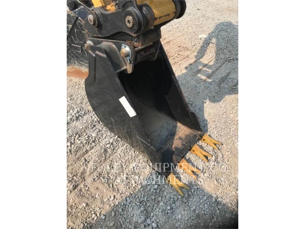 CAT BK310P24 Pásové rýpadlá