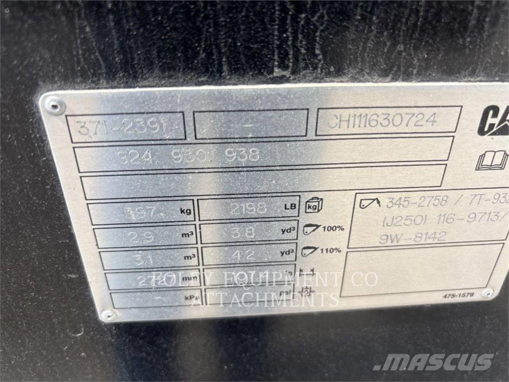 CAT BK38V38GP Kolesové nakladače