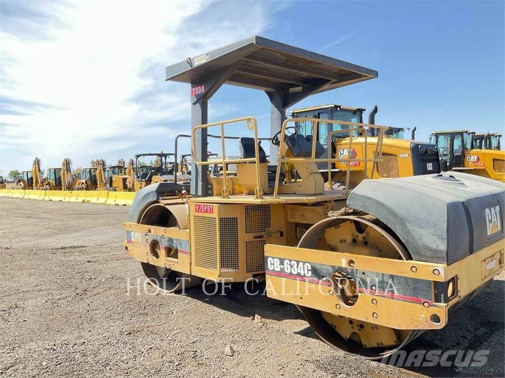 CAT CB-634C Tandemové valce