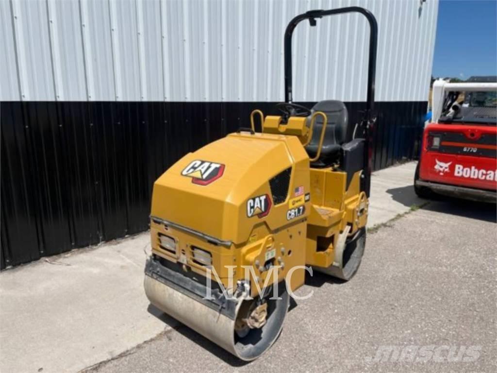 CAT CB1.7 Pôdne kompaktory