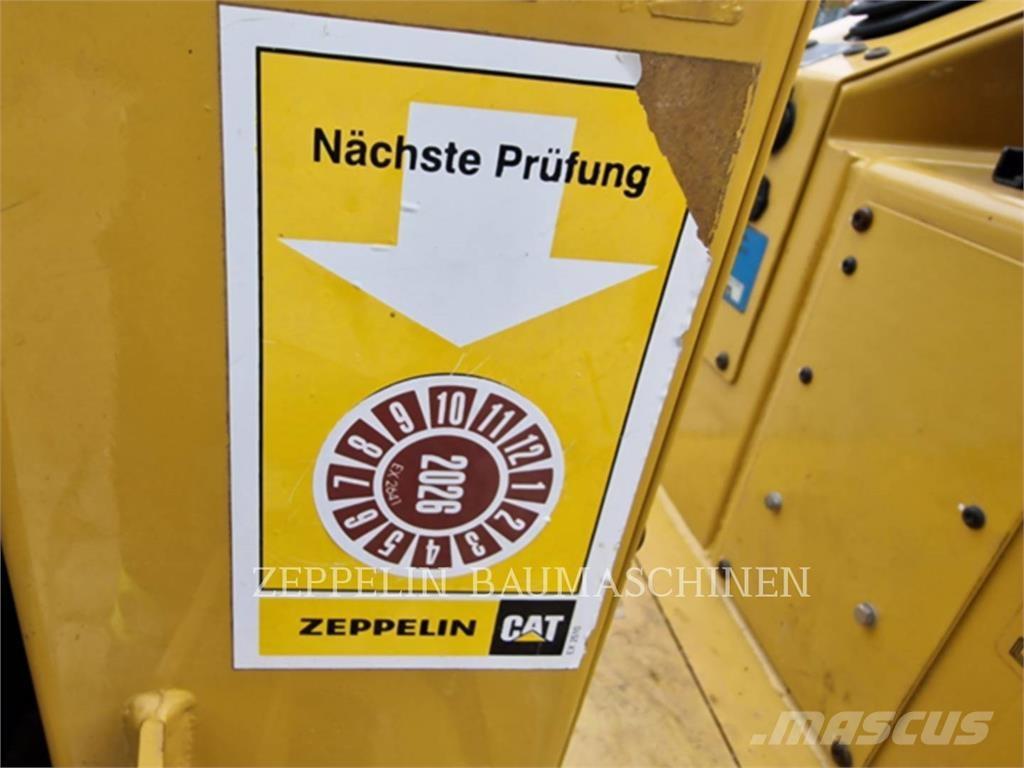 CAT CB1.7 Pôdne kompaktory