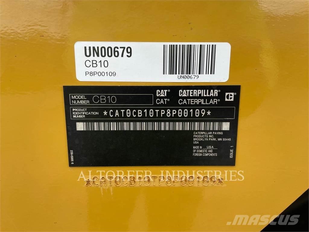 CAT CB10 Tandemové valce