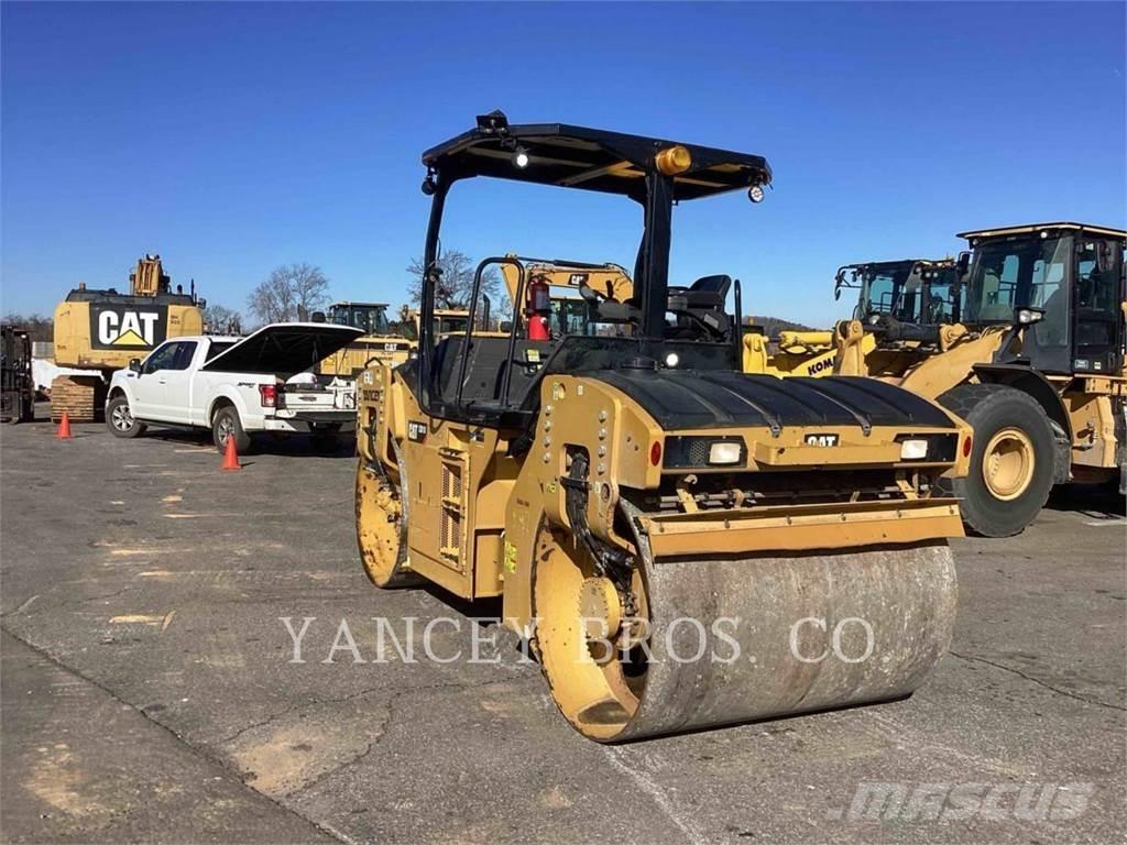 CAT CB10 Pôdne kompaktory