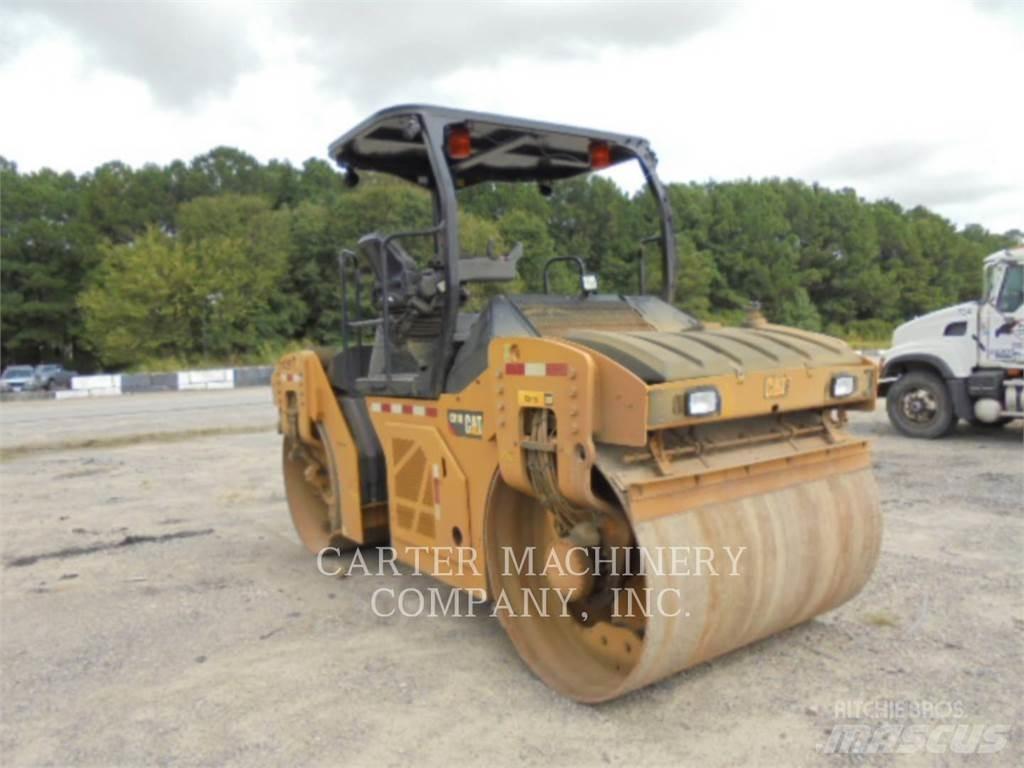 CAT CB10 Pôdne kompaktory
