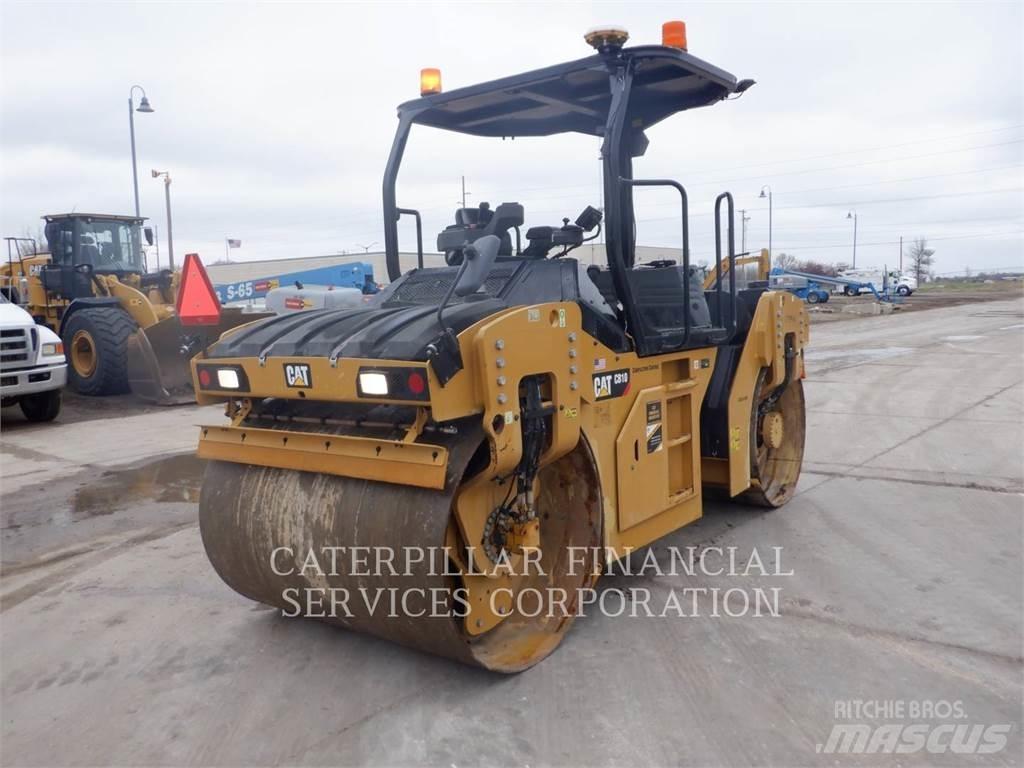 CAT CB10 Tandemové valce