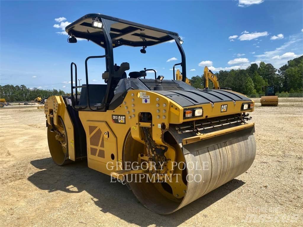 CAT CB13 Tandemové valce