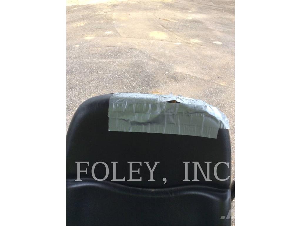 CAT CB13 Tandemové valce