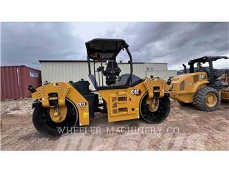 CAT CB13 Tandemové valce