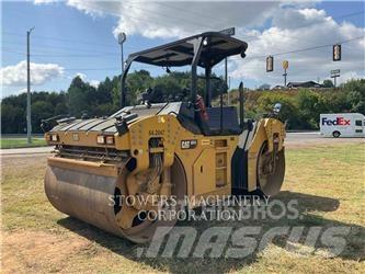 CAT CB13 Tandemové valce