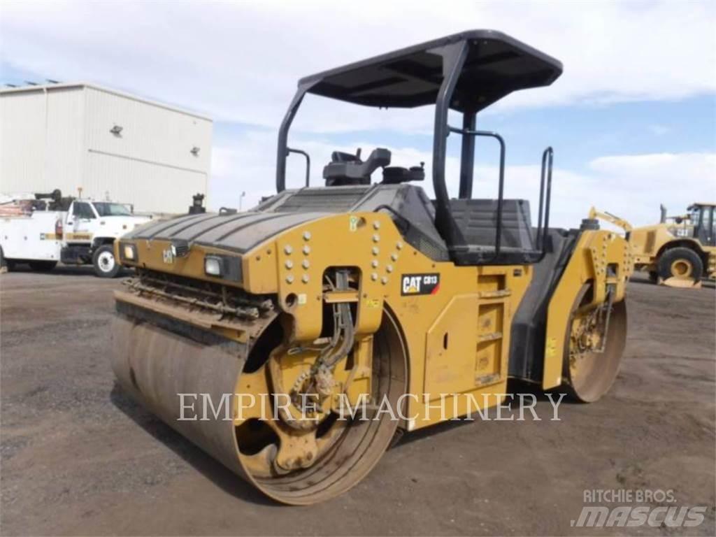 CAT CB13 Tandemové valce