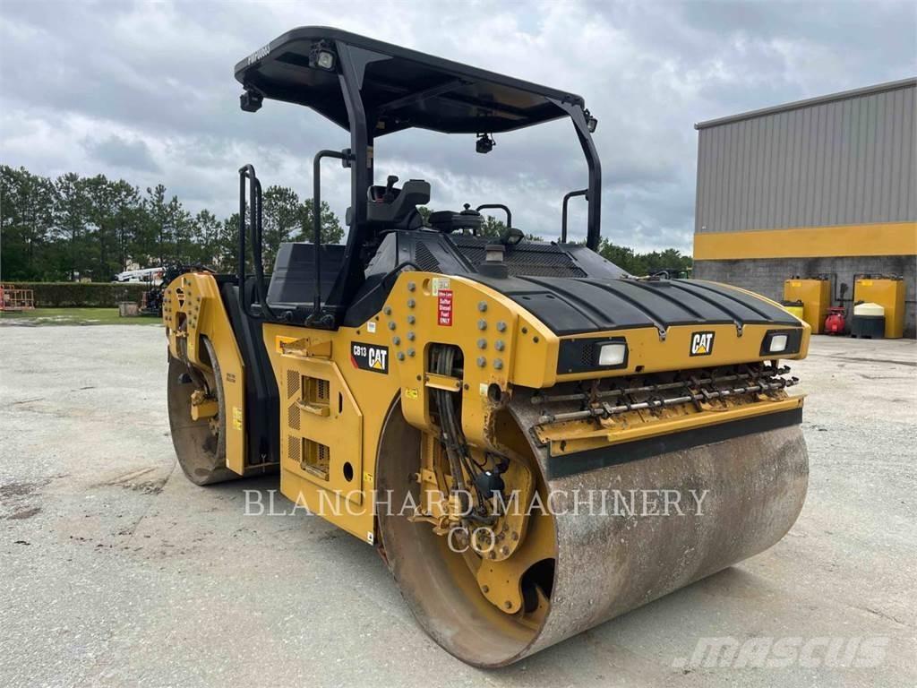 CAT CB13 Tandemové valce