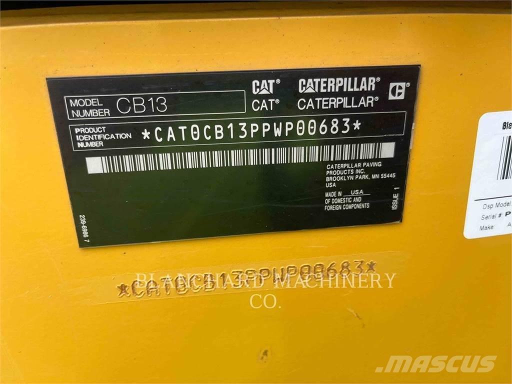 CAT CB13 Tandemové valce