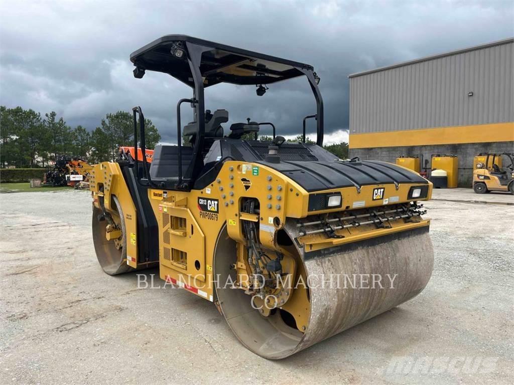 CAT CB13 Tandemové valce