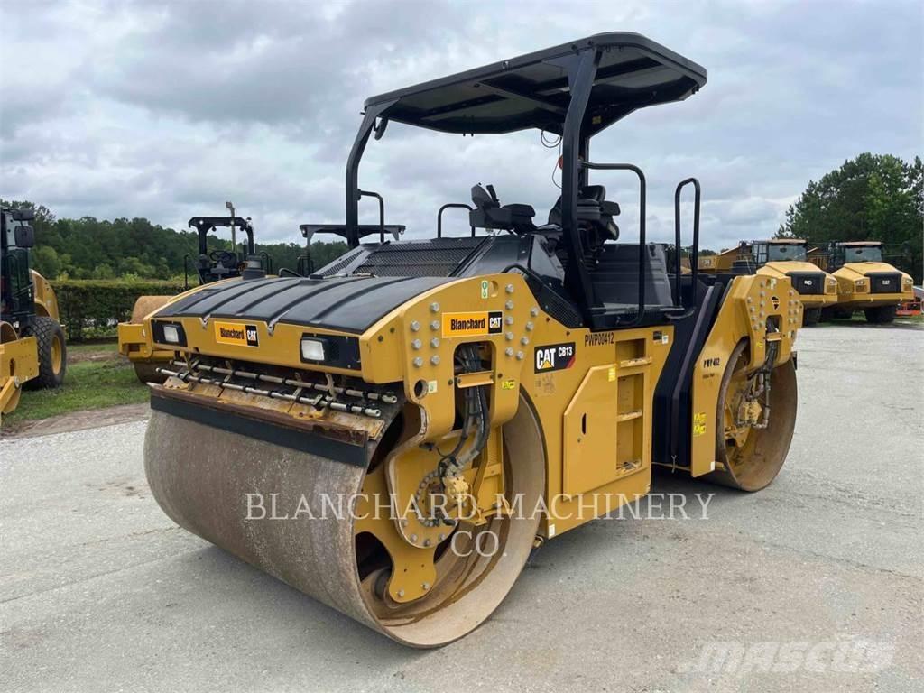 CAT CB13 Tandemové valce
