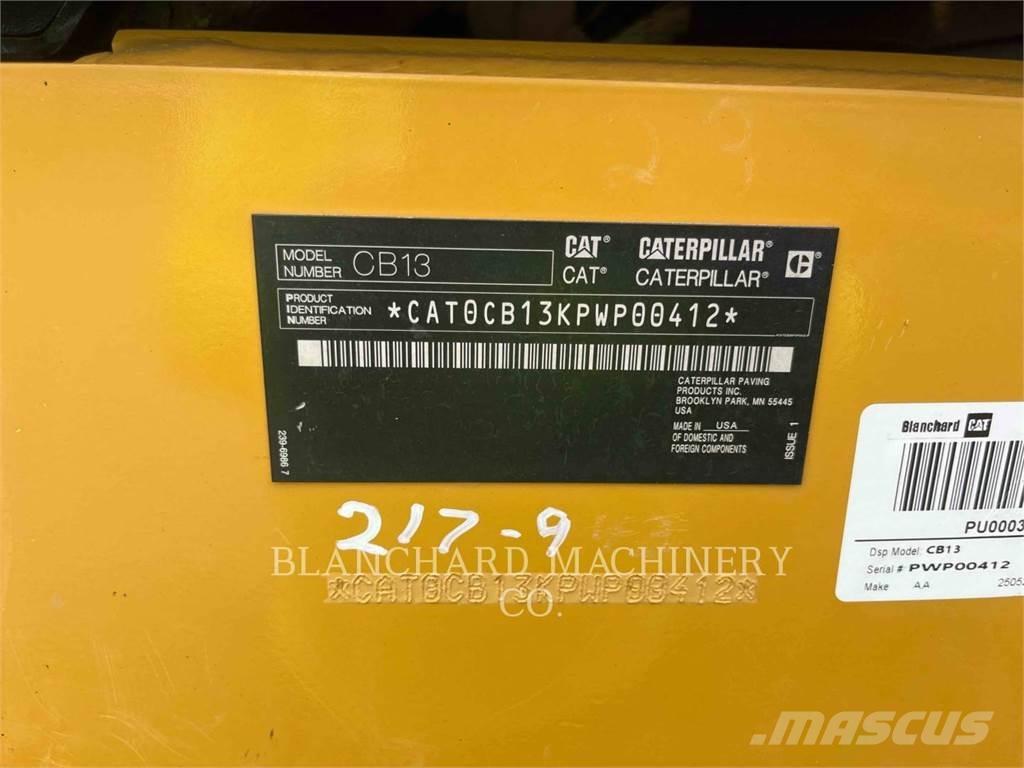 CAT CB13 Tandemové valce
