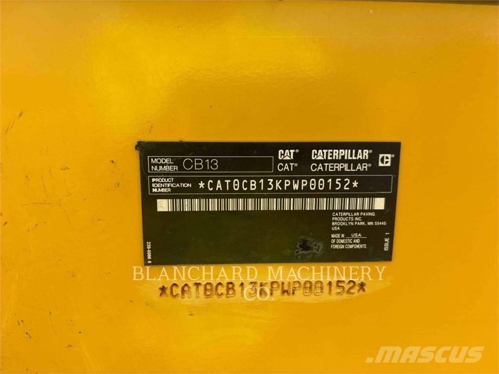 CAT CB13 Tandemové valce