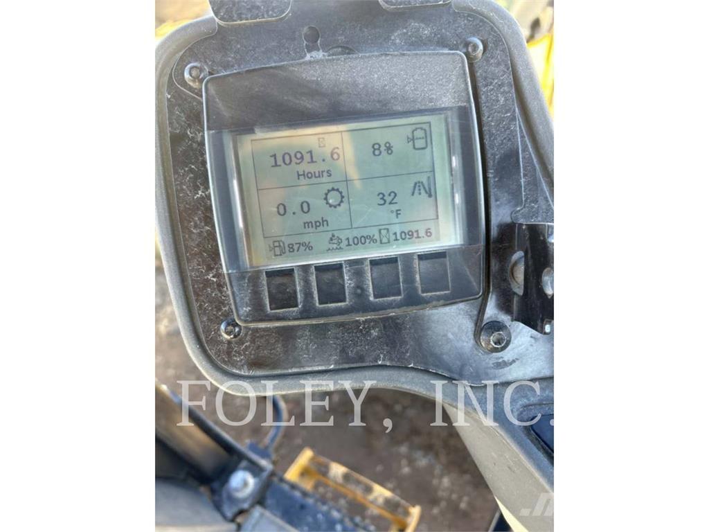 CAT CB13 Tandemové valce