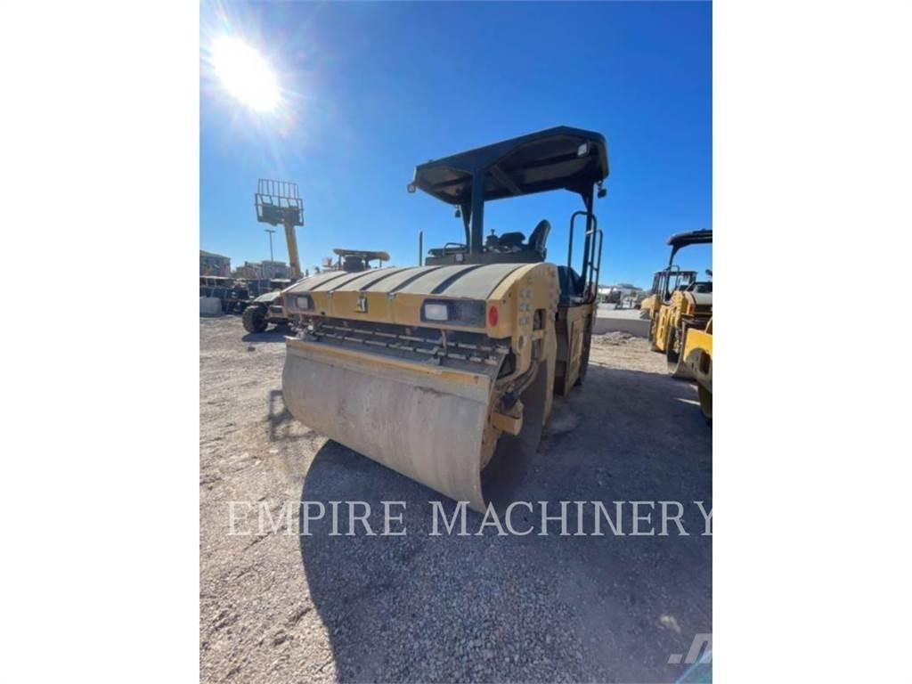 CAT CB13 5A Tandemové valce