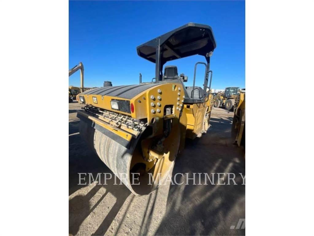 CAT CB13 5A Tandemové valce